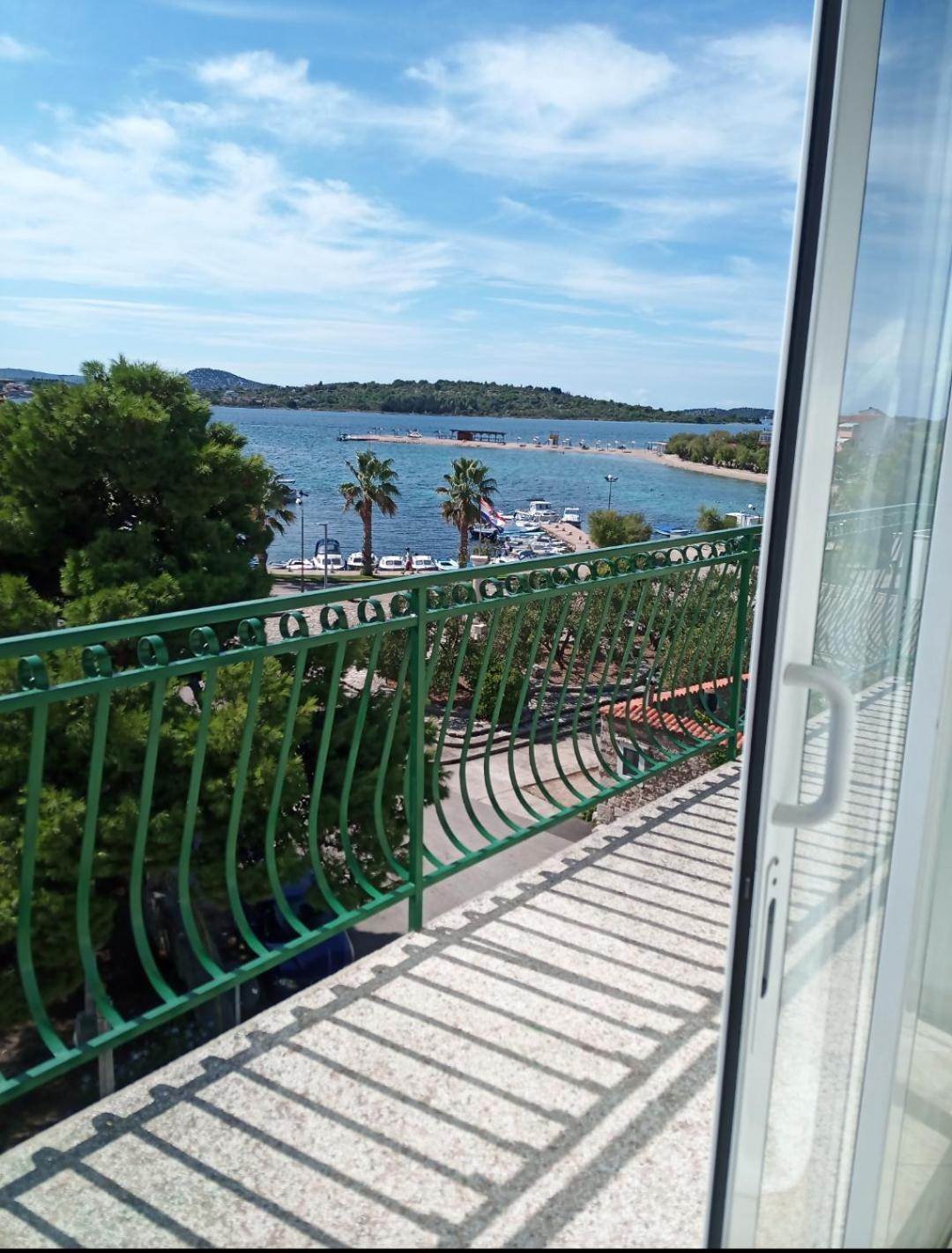Apartments Lorio Vodice Kültér fotó