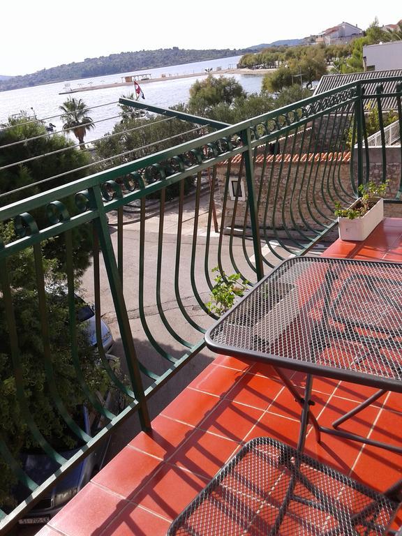 Apartments Lorio Vodice Kültér fotó