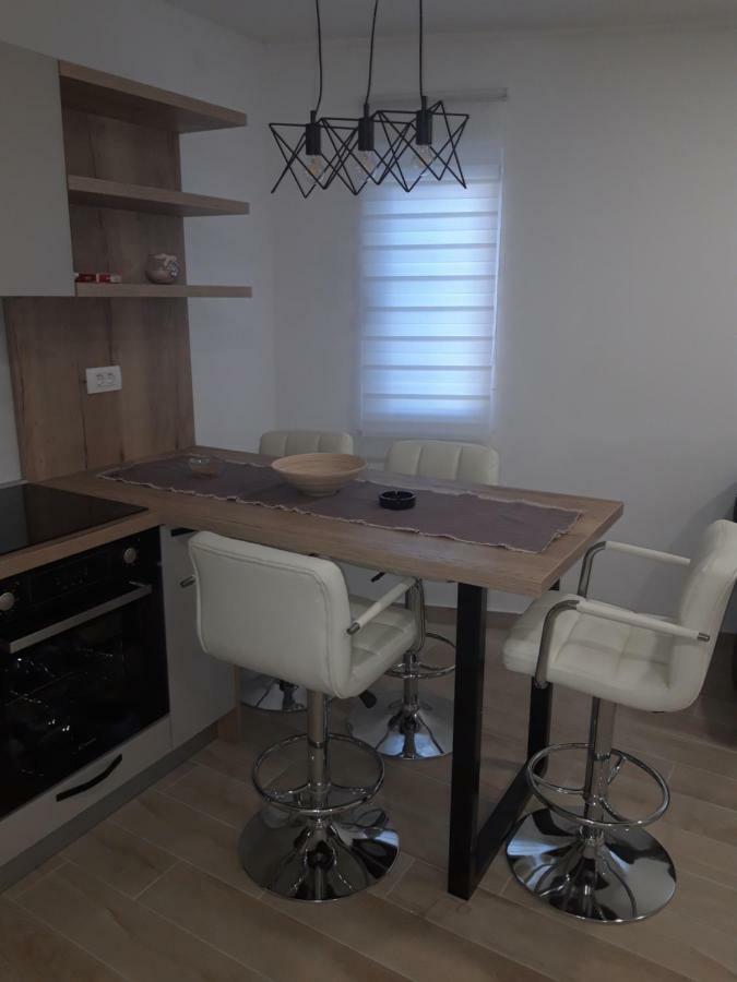 Apartments Lorio Vodice Kültér fotó